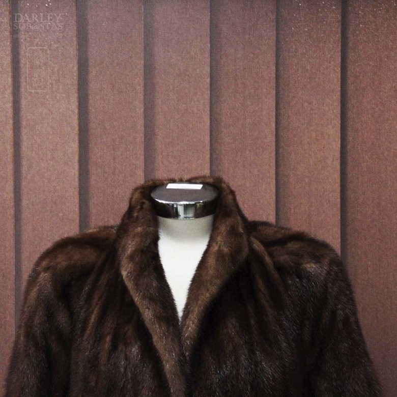 Precioso abrigo de visón marrón oscuro - 8