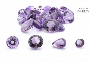 Lot of amethysts round or teardrop cut 431 cts