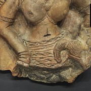 Relieve de deidad hindú, S.XX - 6