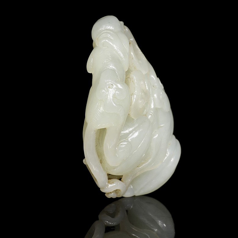 Jade figurine 