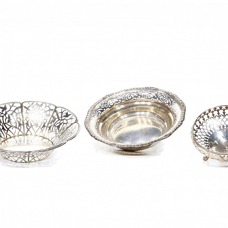 Lot of three small silver containers with openwork edge.