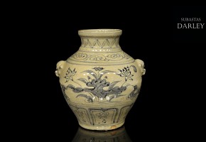 Jarrón de cerámica con lotos y aves, S.XX