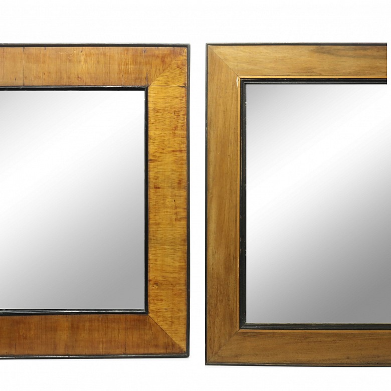 Two mirrors with ebonized moldings, 20th century
