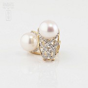 Precious pearl and diamond earrings - 4
