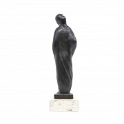 Bronze sculpture signed Morante, 1965.