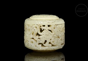 Carved jade incense burner pendant, Eastern Han dynasty