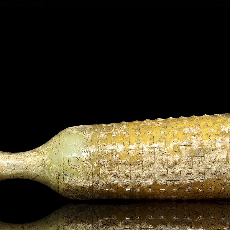 Copa de jade tallado con pie, dinastía Han