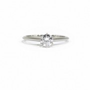 Solitaire with diamond of approx. 0.70cts, in 18k white gold