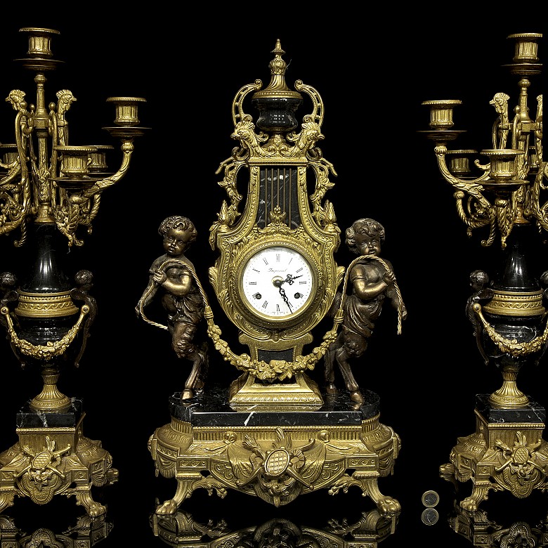Reloj con guarnición, estilo Luis XVI, S.XX - 13