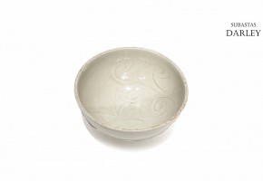 A Dingyao teabowl, Song dynasty (960-1279)