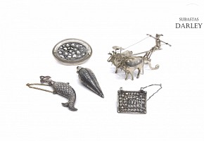 Lot of small metal objects, Indonesia, early 20th century