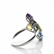 18k white gold with gems and diamonds ring