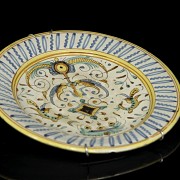 Italian majolica plate, glazed ceramic with birds, 19th c. - 3