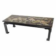 A Chinese black lacquered low table, 20th century