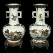 Pair of mounted porcelain vases, Qing dynasty