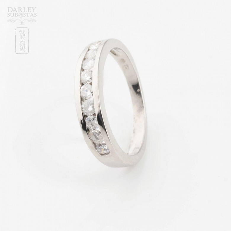 Ring in 18k white gold with diamonds. - 1