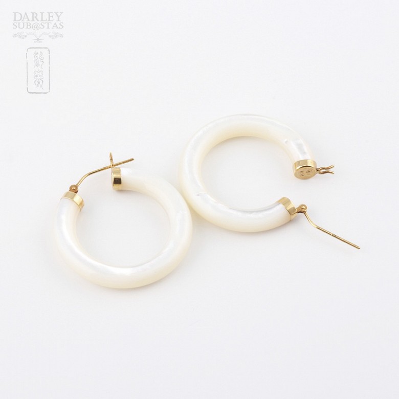 Earrings in 18k gold and natural mother-of-pearl - 3