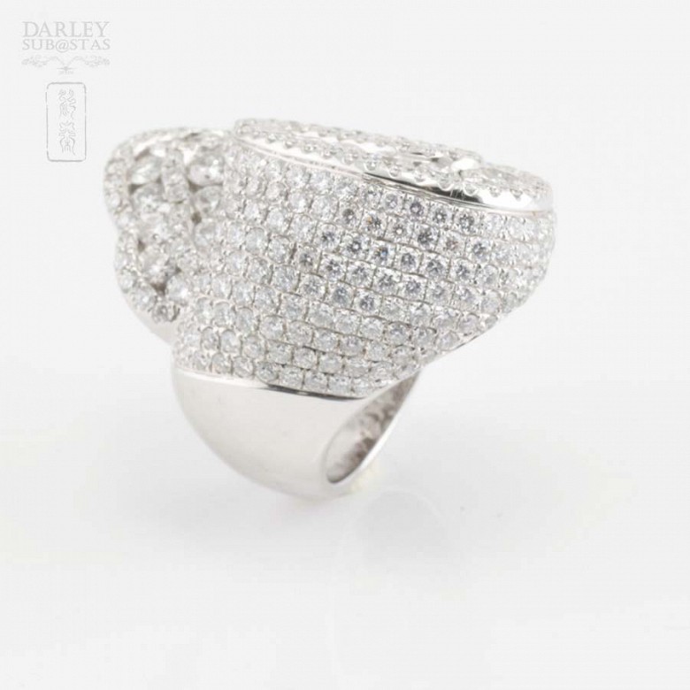 Fantástico anillo oro blanco y diamantes 6.35cts - 4