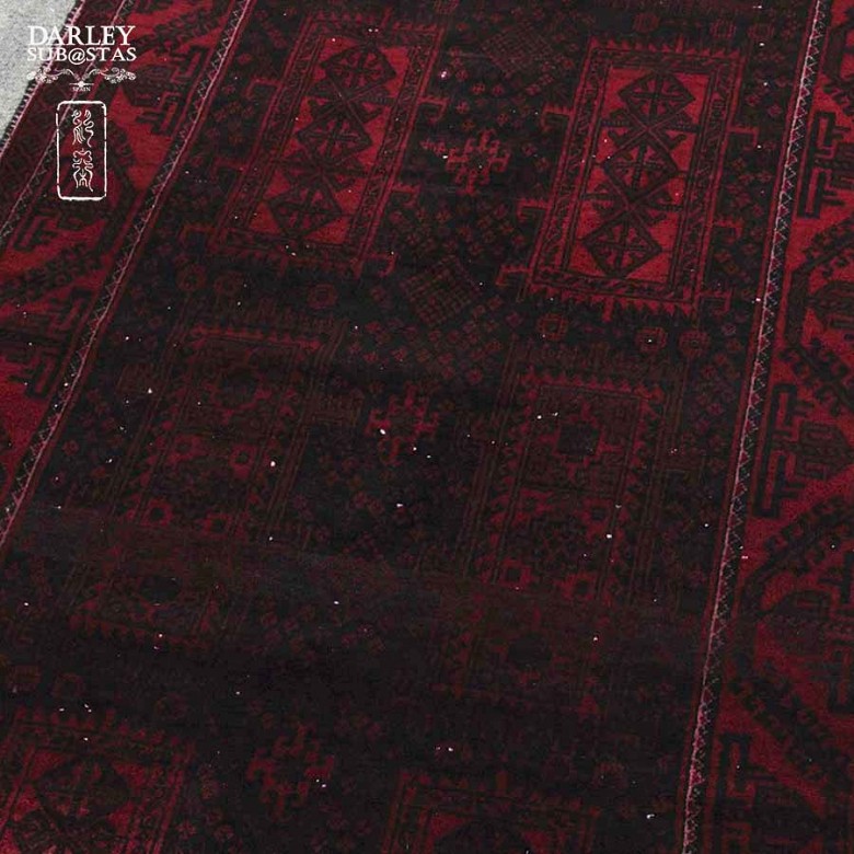 Red Persian carpet - 5