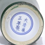 Jarrón de porcelana vidriada en verde, s.XX - 7