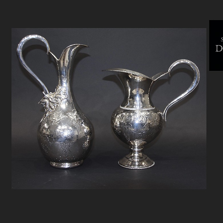 Pair of silver jugs, 20th century