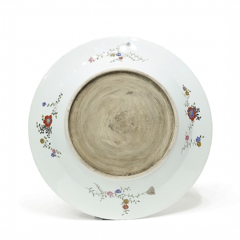 Gran plato de porcelana con grullas, s.XX