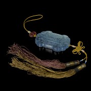 Placa de aguamarina con turmalina, dinastía Qing
