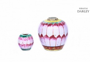 Lote de dos vasijas chinas, dinastía Qing, s.XIX