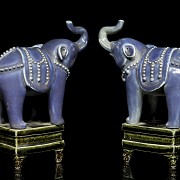 Pair of glazed porcelain elephants, 19th century - 1