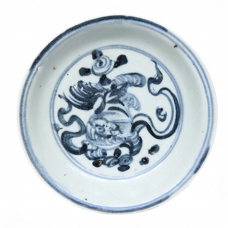 Blue and white plate, Ming dynasty, late 15th - early 16th century