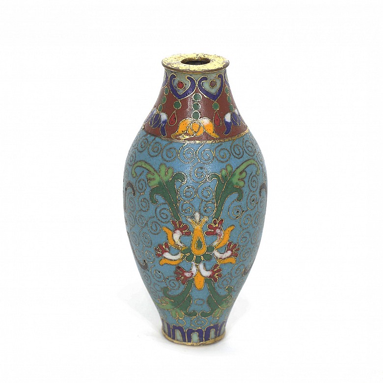 Botella de cloisonné con lotos, dinastía Qing