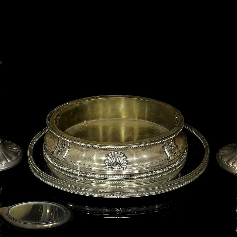Group of silver and glass pieces, 20th century