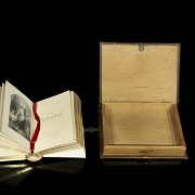 Book and leather-covered box, 19th century - 5