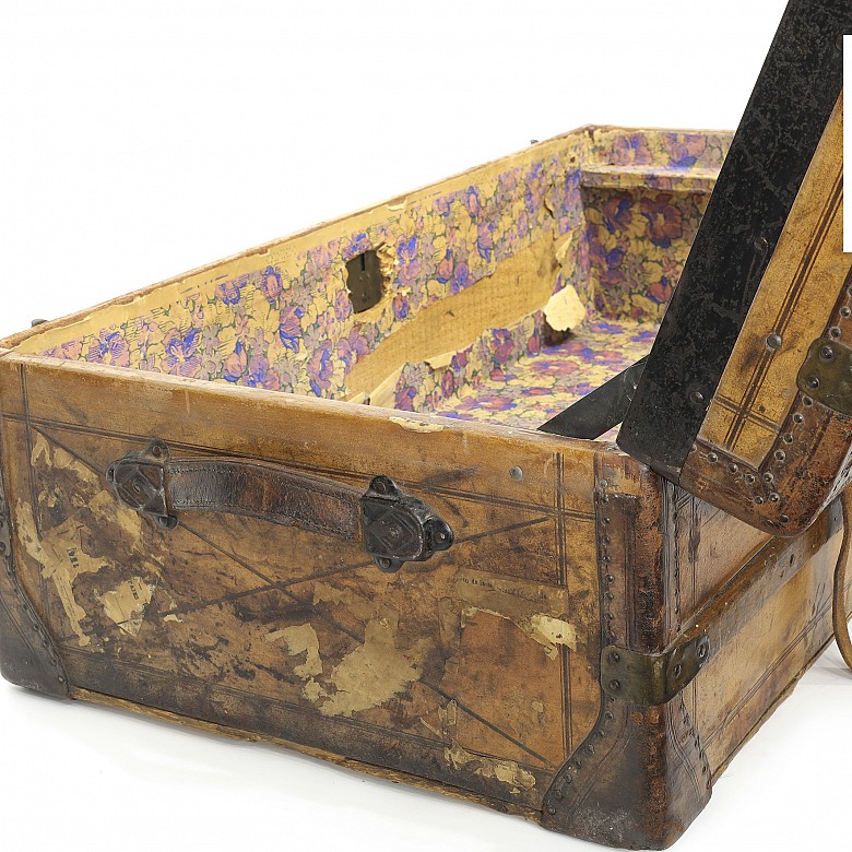 Baúl de viaje en madera y cuero, ca.1900 - 1
