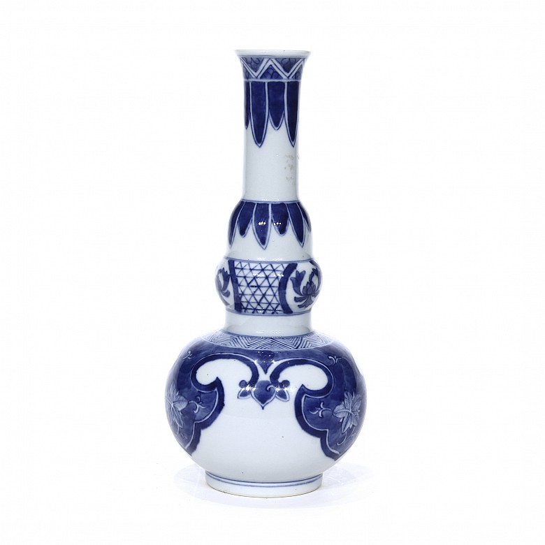 Jarrón de porcelana en azul y blanco, s.XX