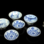Small porcelain dishes, blue and white, Qing dynasty