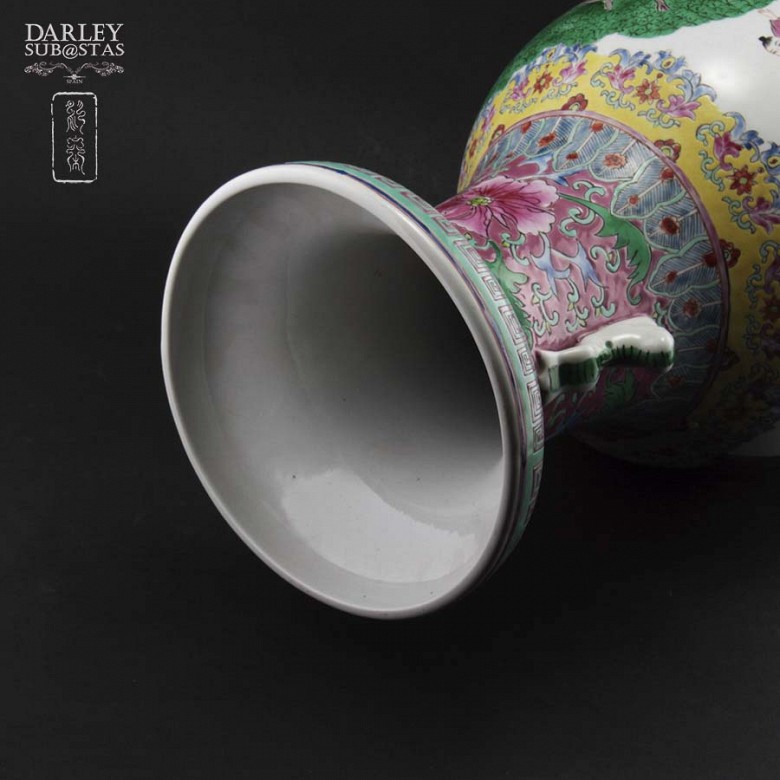 Jarrón de porcelana china, S.XX - 2