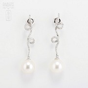 18k white gold earrings with white pearls and diamonds - 5