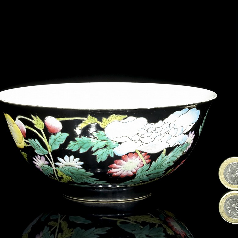 Enameled bowl with black background, 20th century