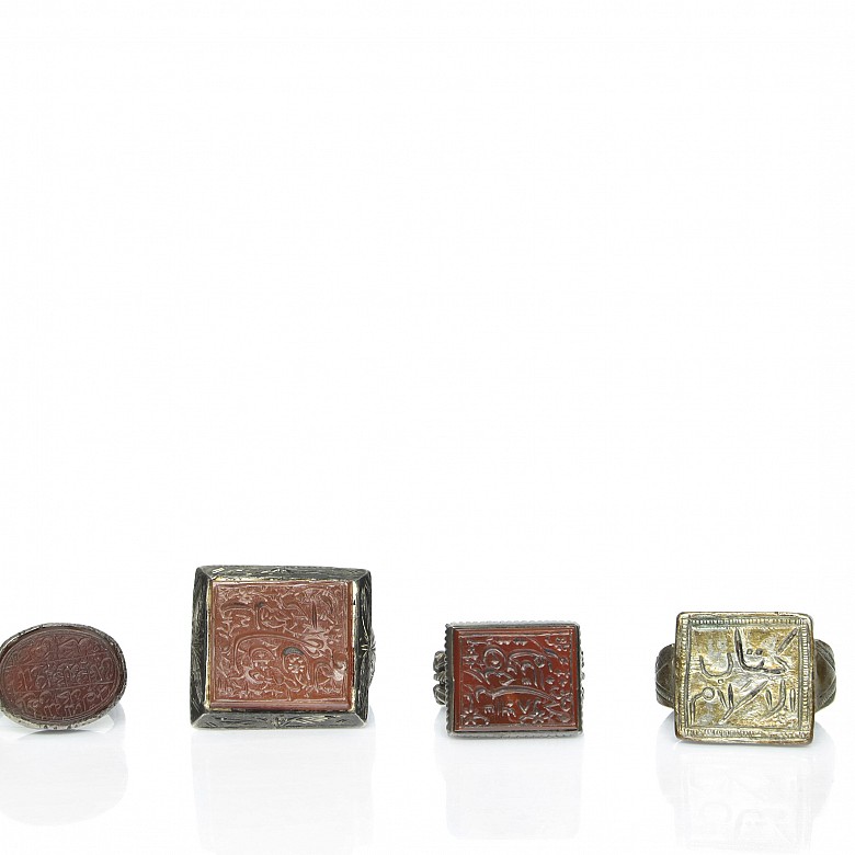 Set of Arabic jewellery, agate and silver