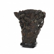 Bamboo libation cup with base, Qing dynasty.