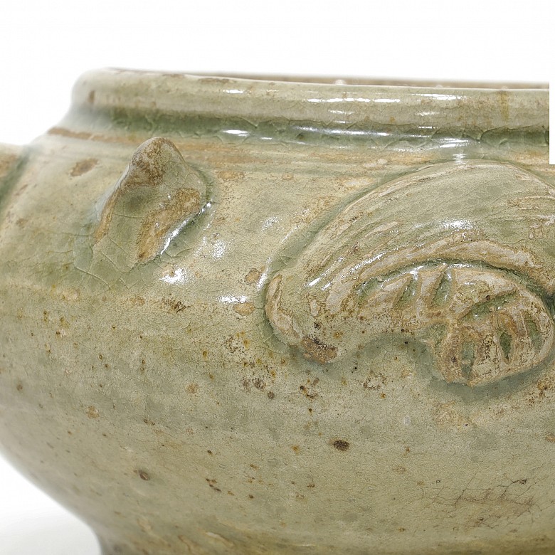 Turtle-shaped bowl, Yue style.