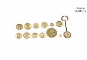 Grupo de lote de trece monedas de oro, 1866-1947