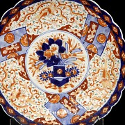 Plato japonés de porcelana esmaltada. período Meiji - 2