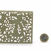 Placa decorativa de jade celadón, dinastía Qing.