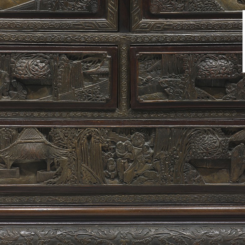 Low carved wooden cupboard, China, 19th century - 7