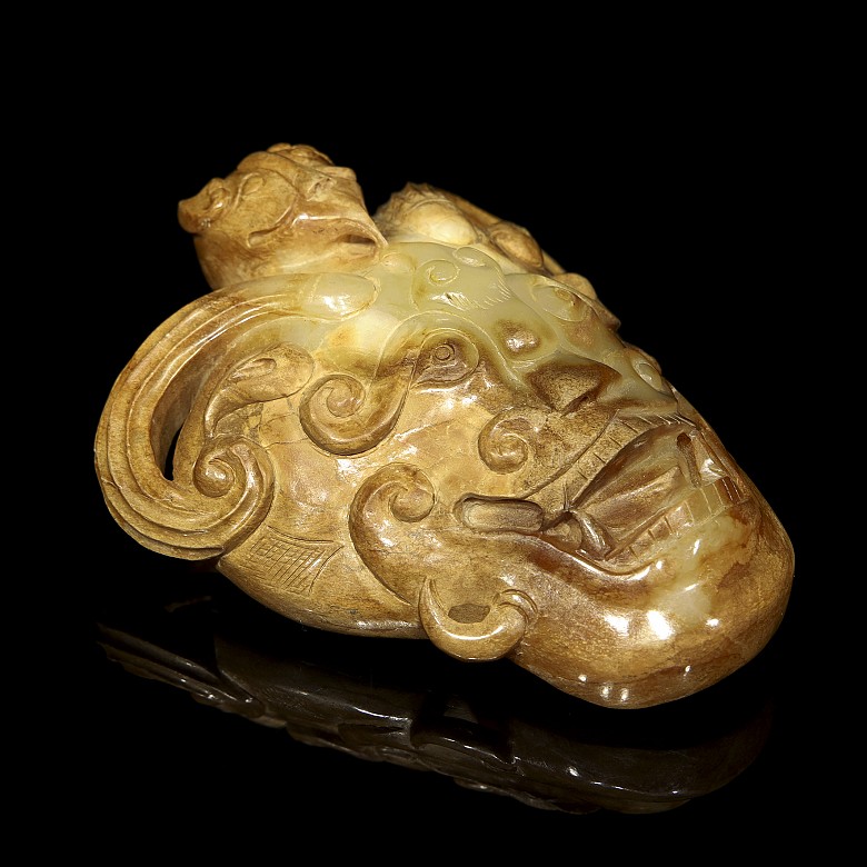 Pieza de cinturón de jade amarillo tallado, dinastía Han - 4