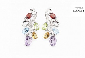 Earrings in 18k white gold with semiprecious gems and diamonds.