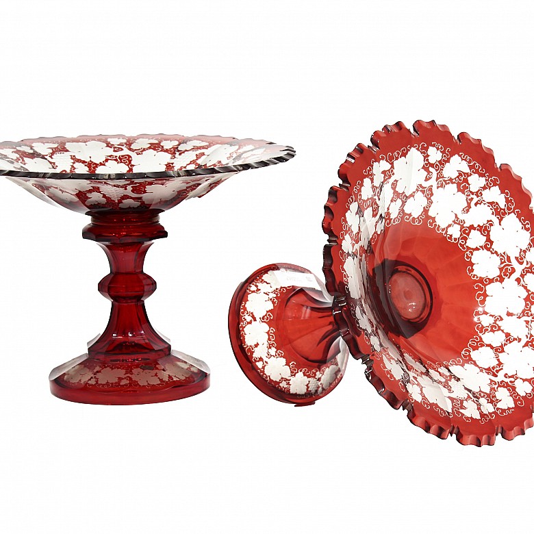 Pair of red glass fruit bowls, 20th century