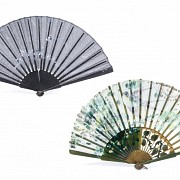Two wooden fans and painted silk, 20th century